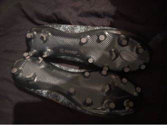 Charly cleats