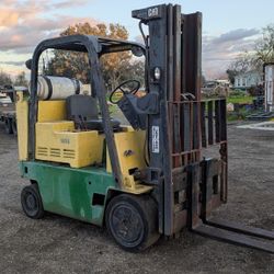 Caterpillar Forklift 8,000 Lb Capacity