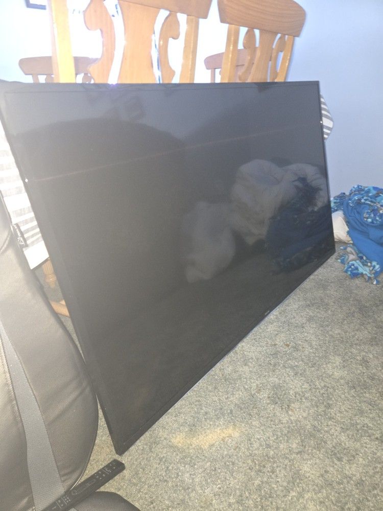 65 IN Samsung Smart TV