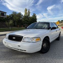 2005 Ford Crown Victoria