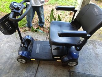 Electric scooter