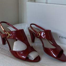 RED LOW HEEL SHOES  SIZE 6.5 NEW