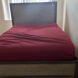 Bed frame/headboard