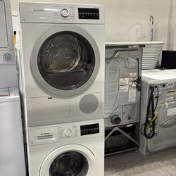 Bosch white Front Loader Washer and Dryer  2.8 Cu. Ft. EXCELLENT PRICE !