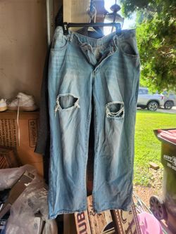 Womens ripped jeans shien