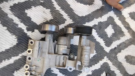 Soporte De Ac Y Alternado Con Poleas Y Tensor De Correa De Distribución 