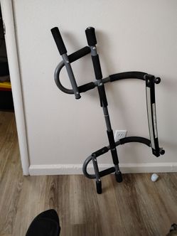Pull up bar