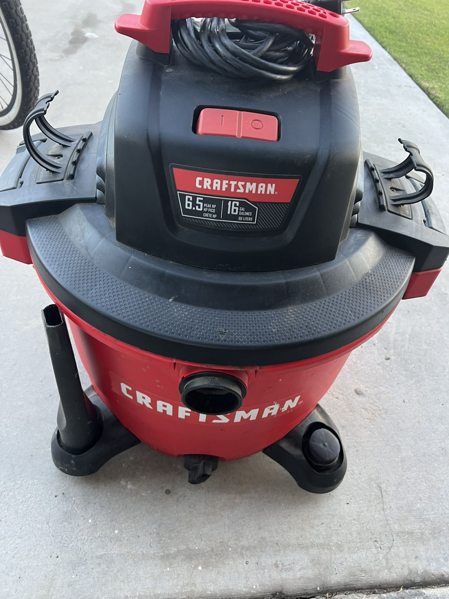 Craftsman 16gal Vacuum