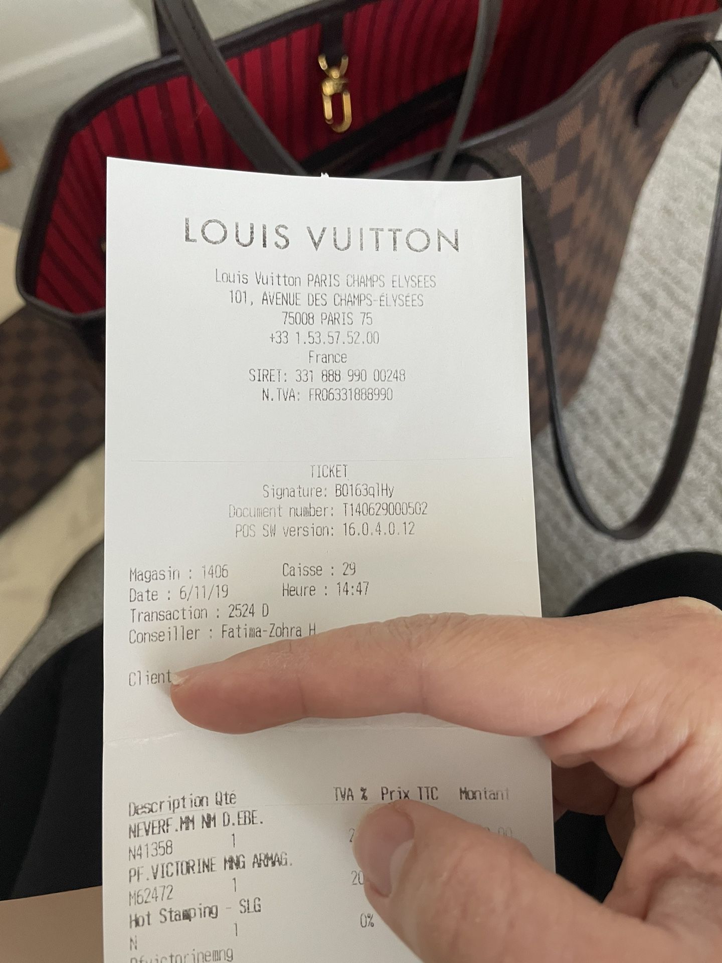 Louis Vuitton Neverfull Wristlet Damier Ebene Cherry for Sale in Long  Beach, CA - OfferUp