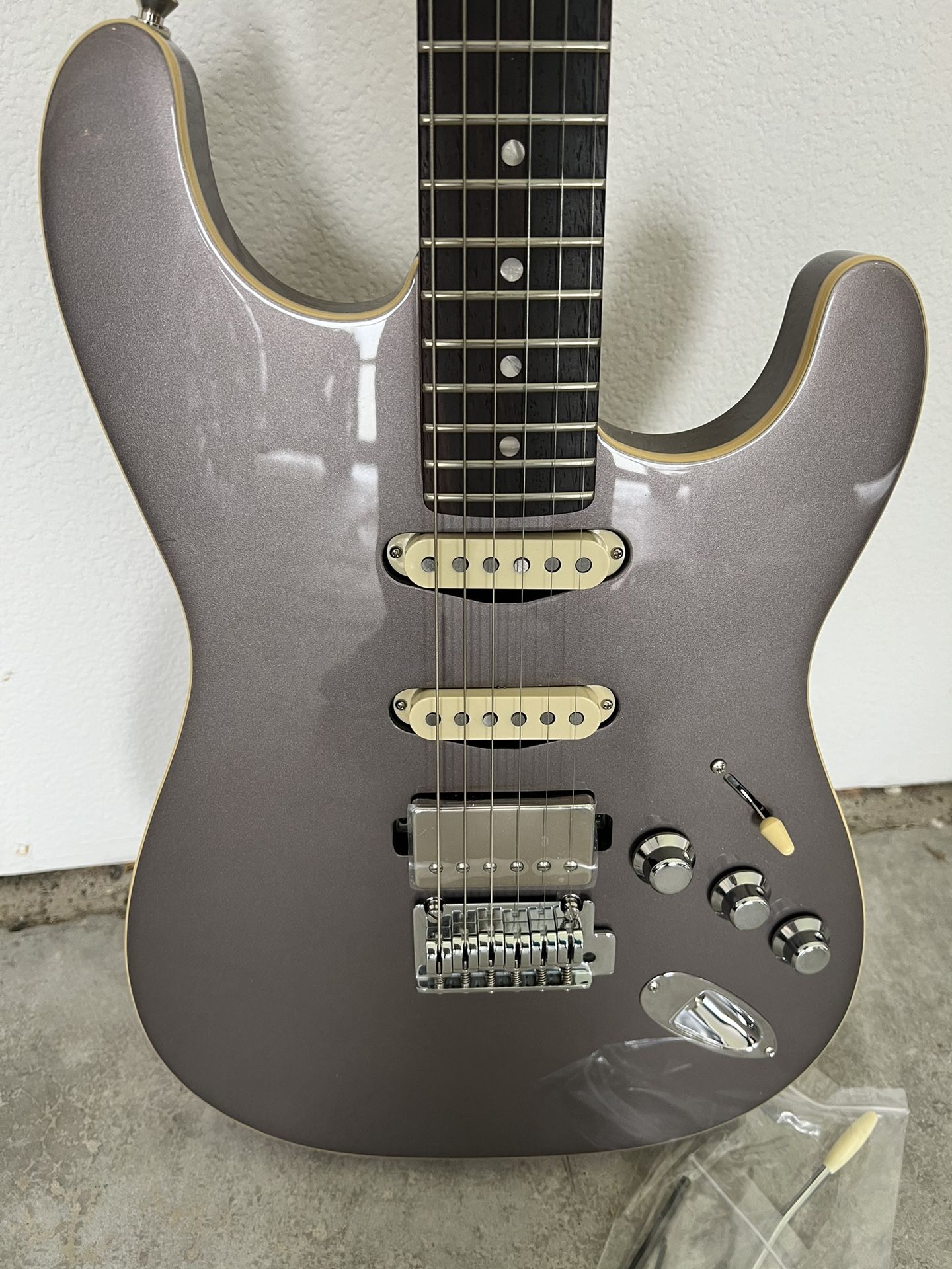 Fender Aerodyne Special Stratocaster HSS Electric Guitar