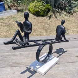 16.5" Modern Seesaw Sculpture – Abstract Reading vs Gaming Metal Art Decor

