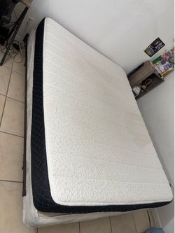 Full size bed