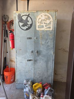 Steel cabinet