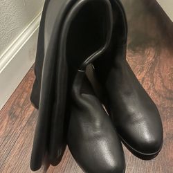 Women’s Size 7 Alfani Boots 