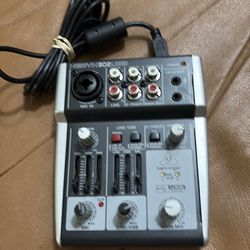 Behringer Xenyx 302USB 5-input small mixer compact sound 302 USB audio