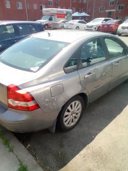 2004 Volvo