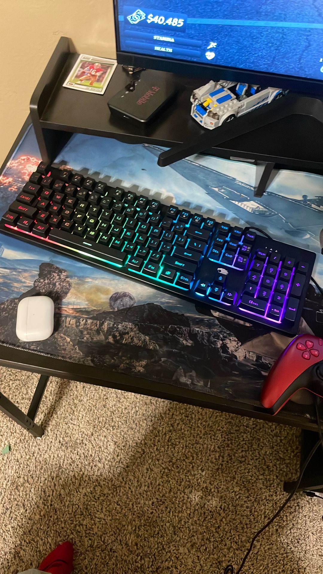 Keyboard Barely Used Im Selling This For Only 40