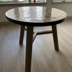 32” Round Bistro Table