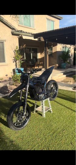 2024 Surron Ultra Bee