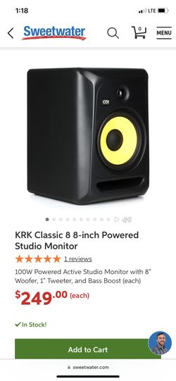 studio monitor w stand 