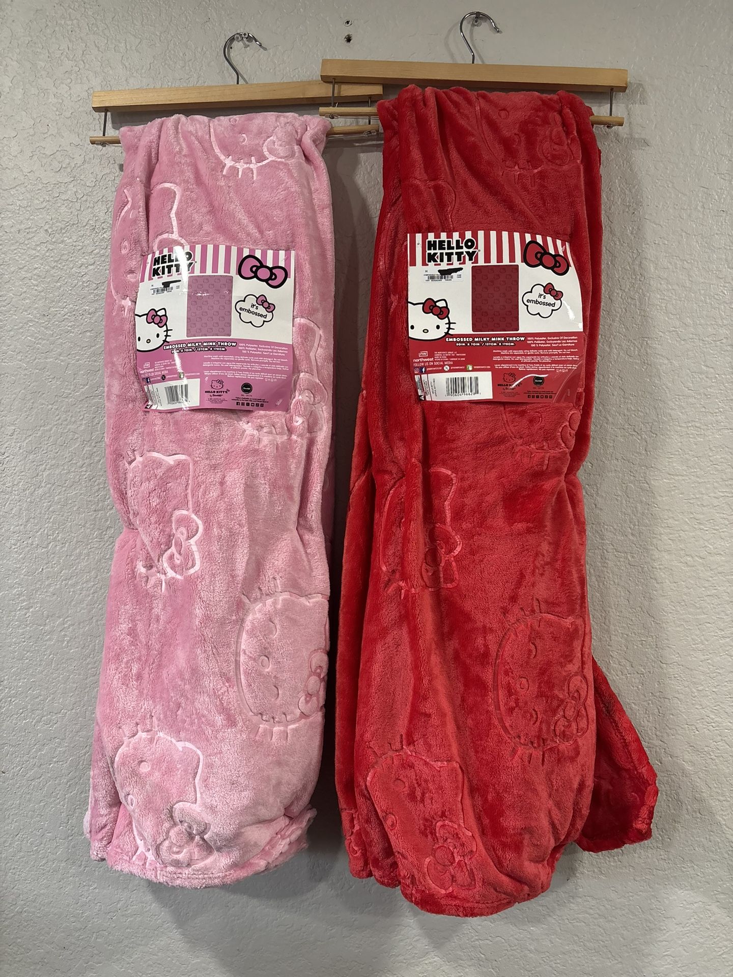 Hello Kitty Blanket Pink And Red
