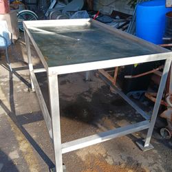 Stainless Table ..good Conditions