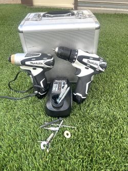 Makita 18V Cordless Drill & Impact Driver Combo Kit – Charger, Battery & Case Included