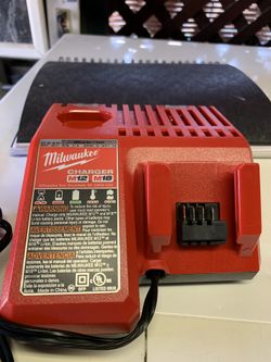Milwaukee M18 M12 Charger New