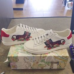 Womens Gucci Tiger Shoes 
