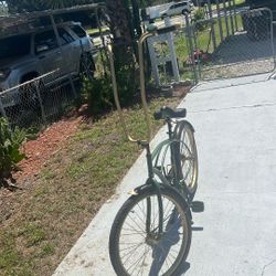 Huffy Cruiser With Ape Hanger Bars