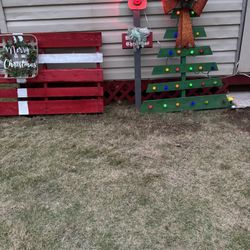Christmas Yard Decor