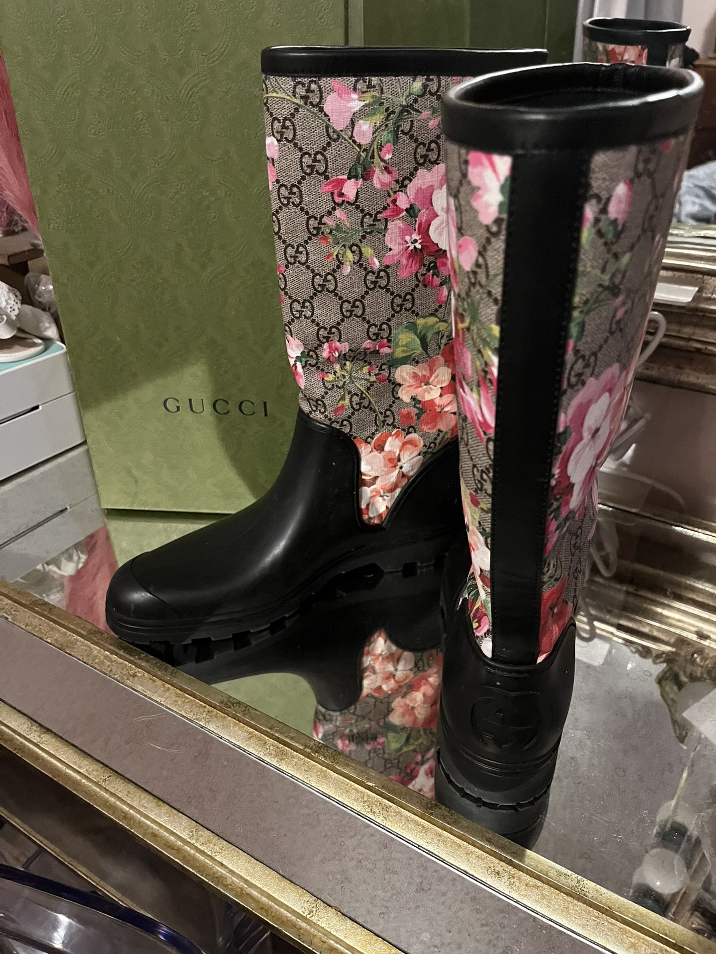 Gucci Bloom Rain boots