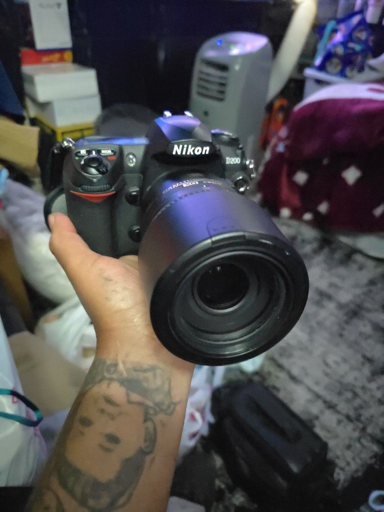 Nikon D200 For $250