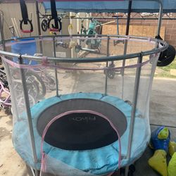 55in Kids Trampoline 