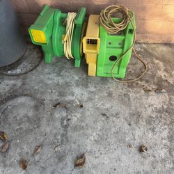 Jumper and 2 jumper blowers 12x12  good condition