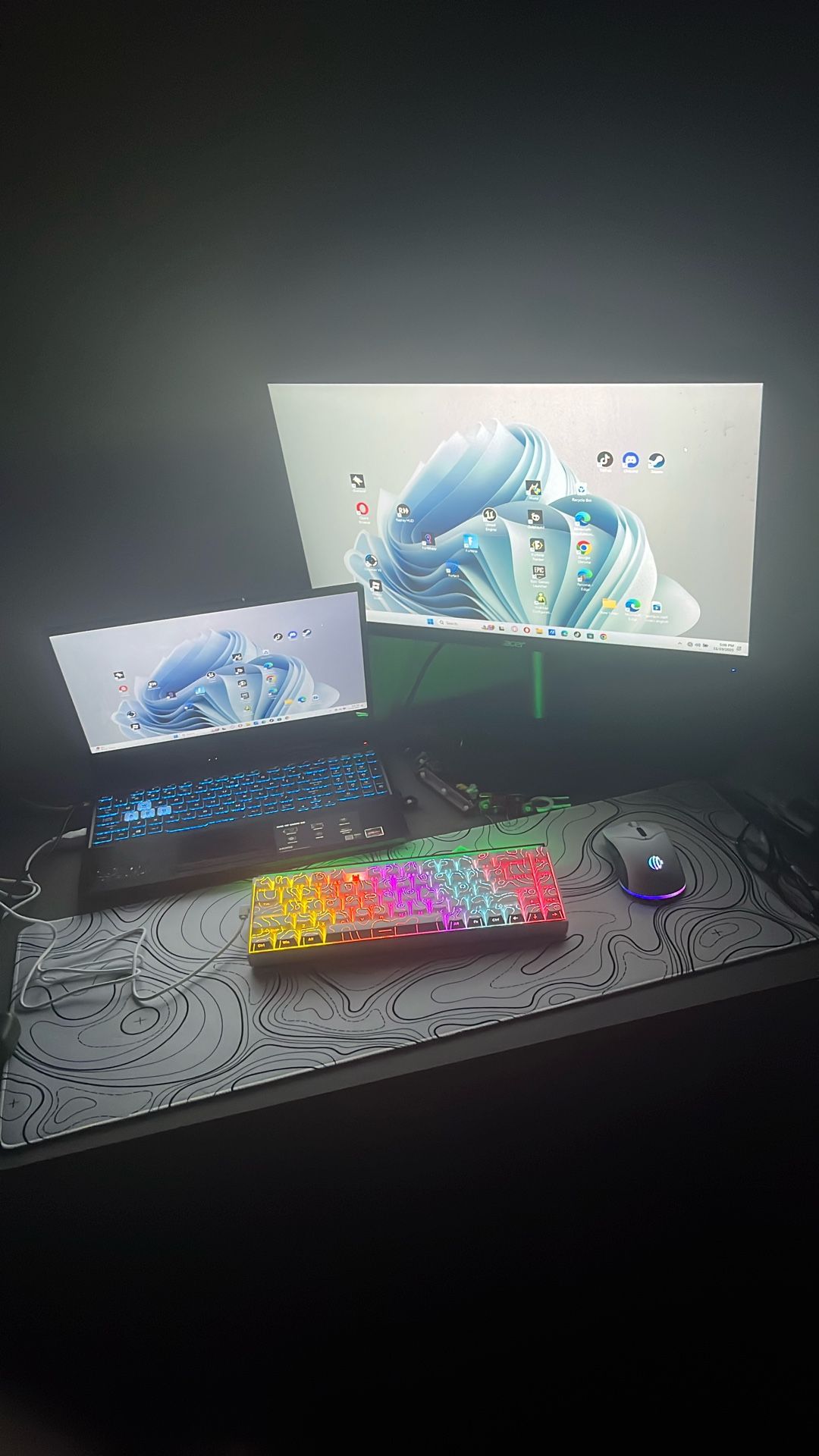 Gaming Laptop With Gaming Essentials