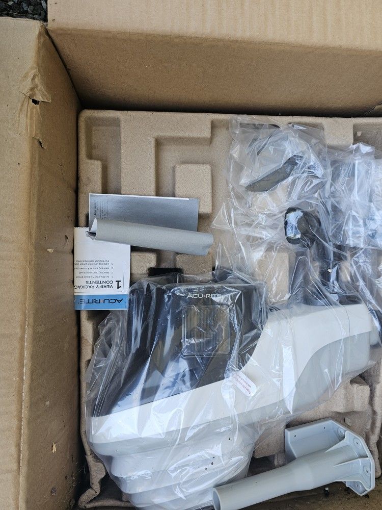 AcuRite - Atlas Weather Station