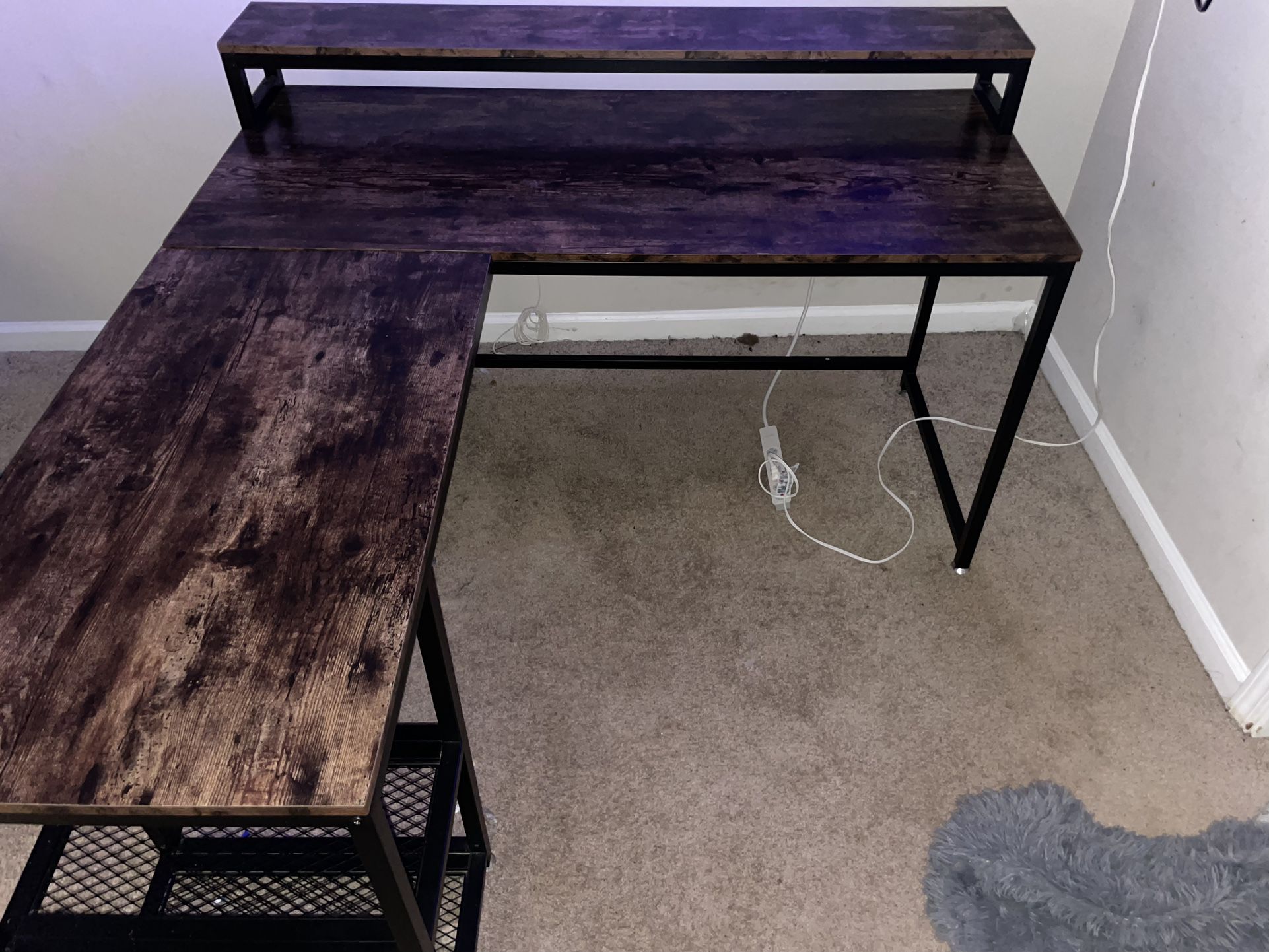 Wooden L-Shaped Desk