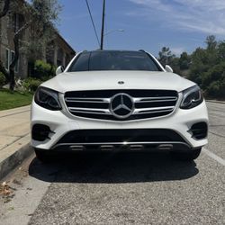 2019 Mercedes-Benz GLC 300