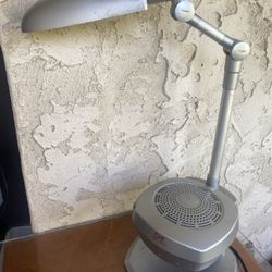 CHI Ionic Lamp with Adjustable Gooseneck - Desk/Table Lamp