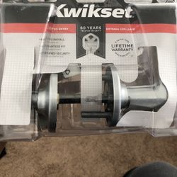 Door Lock w/Extra Keys 