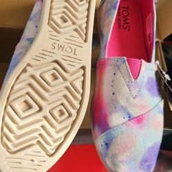 Tom's Shoes