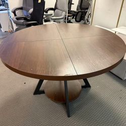 New Round Dining Table for 4-6 People, 47 Inch Retro Dinner Room Pedestal Table