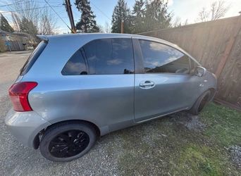 2007 toyota yaris hatchback