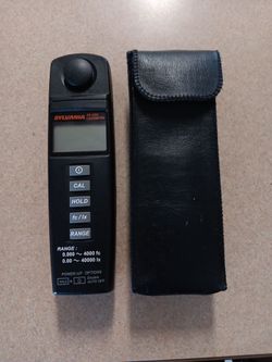 SYLVANIA LIGHTMETER with Case,  PLEASE CHECK OUT MY PAGE.  THANK YOU