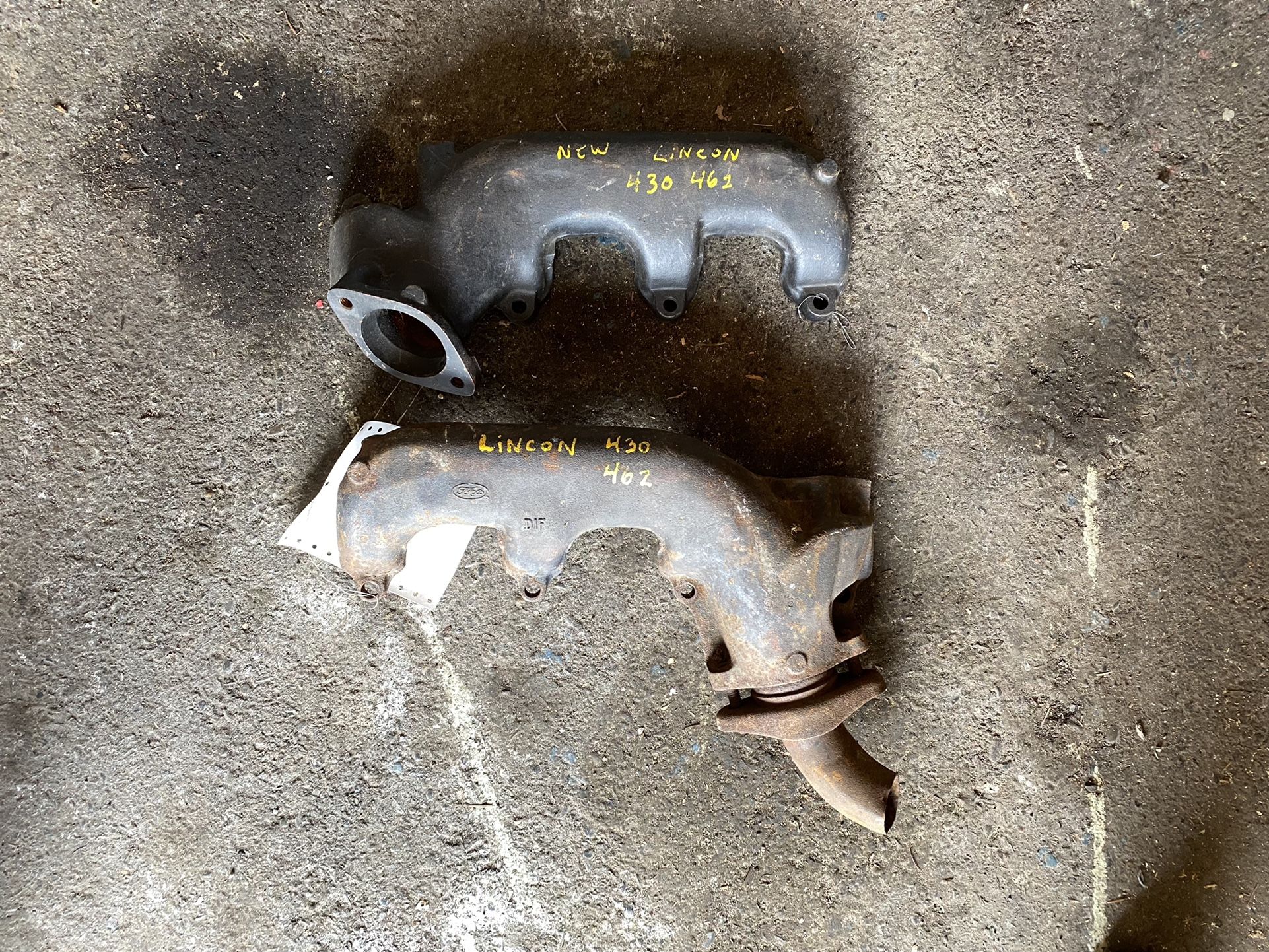 Lincoln Exhaust Manifold