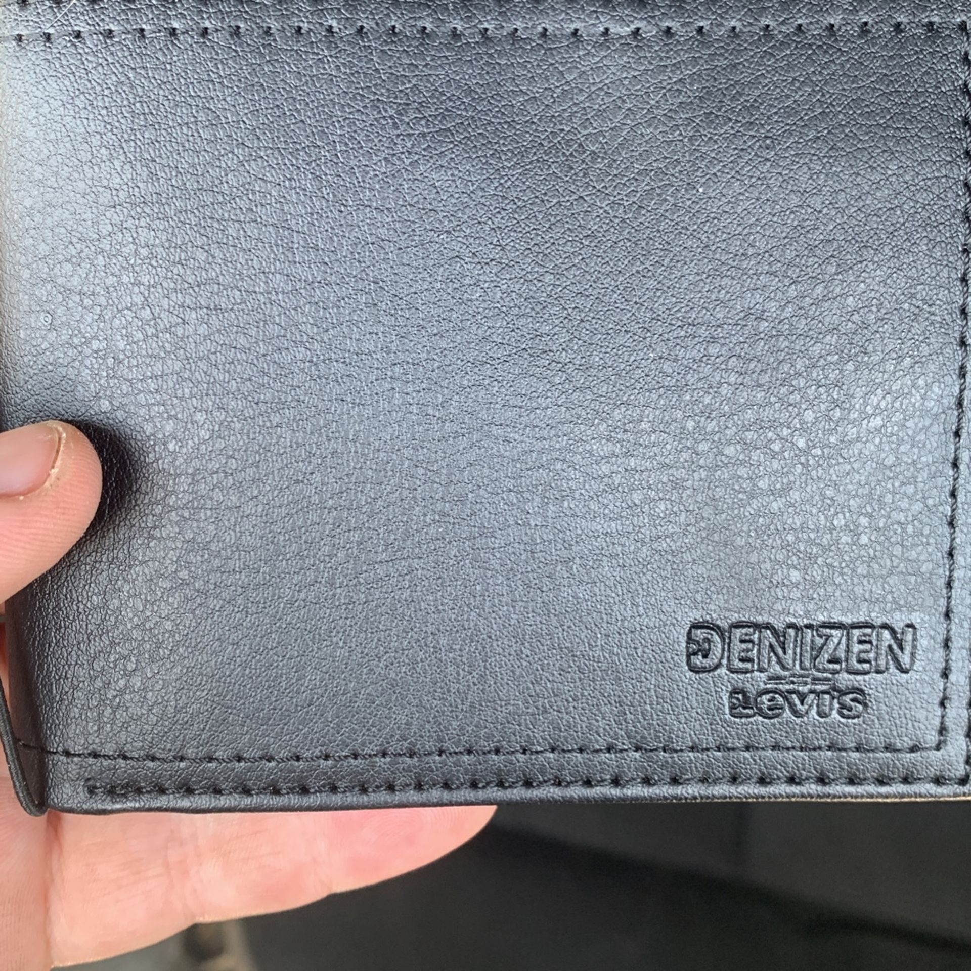 Denizen Levi Wallet