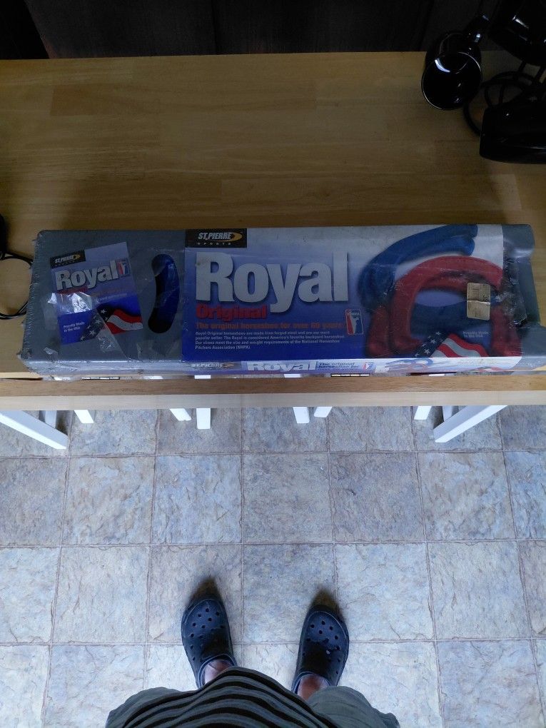 Royal Horseshoe Set.