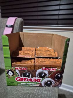 Gremlins blind boxes (Display case and empty blind boxes only)