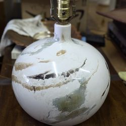Vintage Mid Century Modern Table Lamp